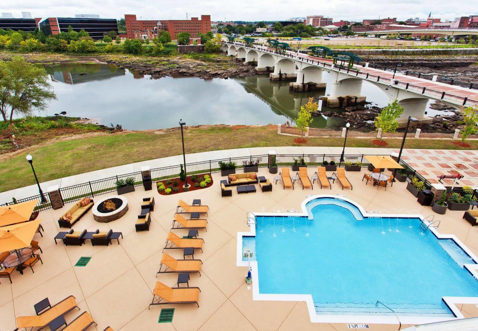 Courtyard By Marriott Columbus Phenix City Exteriér fotografie
